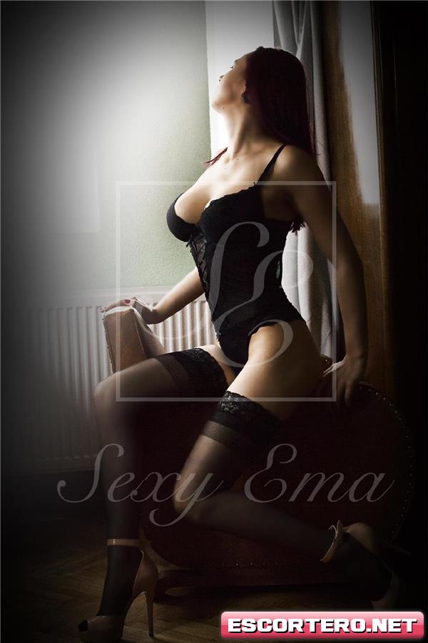 Sexy Ema / poze reale / deplasari